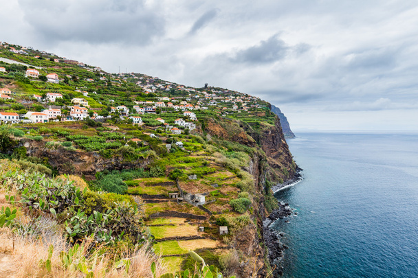 kleines Dorf auf der Insel Madeira - Foto, Bild
