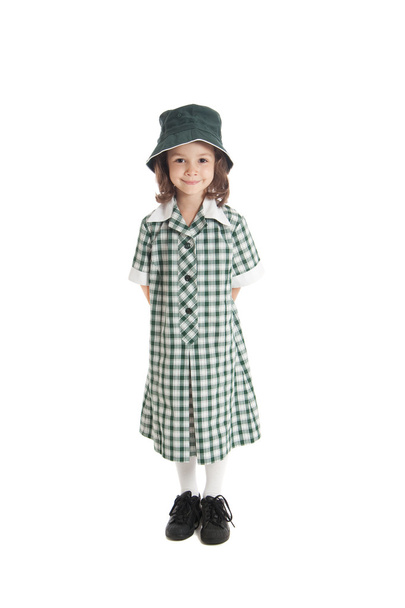 Menina em uniforme escolar e chapéu de sol
 - Foto, Imagem