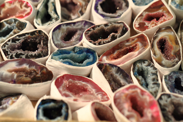 Коллекция цветных минералов
 - Фото, изображение