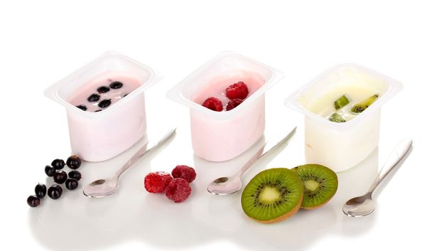 Yogurt with fruits and berries isolated on white - Foto, Bild