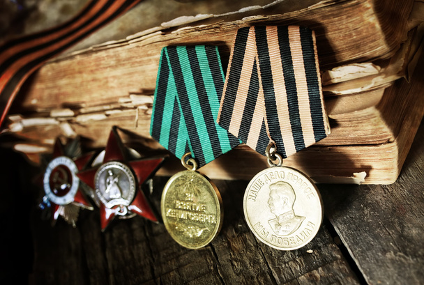 wpływ wieku medale wojny światowej wielki skład - Zdjęcie, obraz