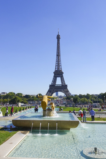 Úžasné Eiffelova věž v Paříži - fotografoval z Trocadera oblasti - Fotografie, Obrázek
