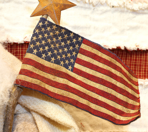 Tissu drapeau américain avec bâton en bois
 - Photo, image