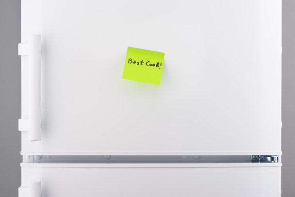 Best cook note on green sticky paper on white refrigerator  - Fotografie, Obrázek