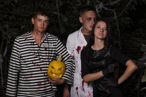 Halloween en la calle por la noche
 - Foto, Imagen