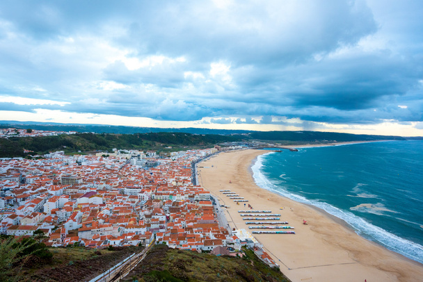 Nazare, una ciudad paradisíaca del surf - Nazare, Portugal
 - Foto, imagen