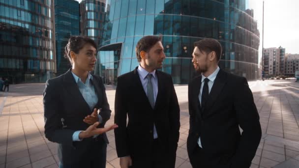 Three Young businesspeople applause You - Footage, Video