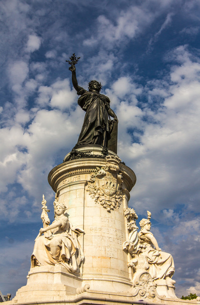 Republique statue in Paris - Foto, afbeelding