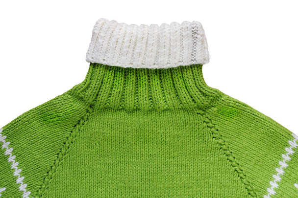 Warme groene wollen gebreide trui - geïsoleerde object, kleding - Foto, afbeelding