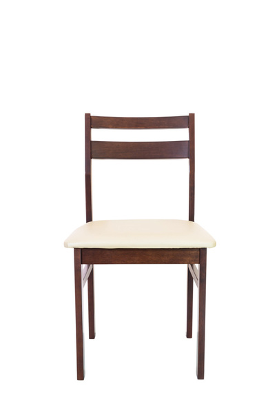 Cadeira de madeira coberto de couro sobre fundo branco
 - Foto, Imagem