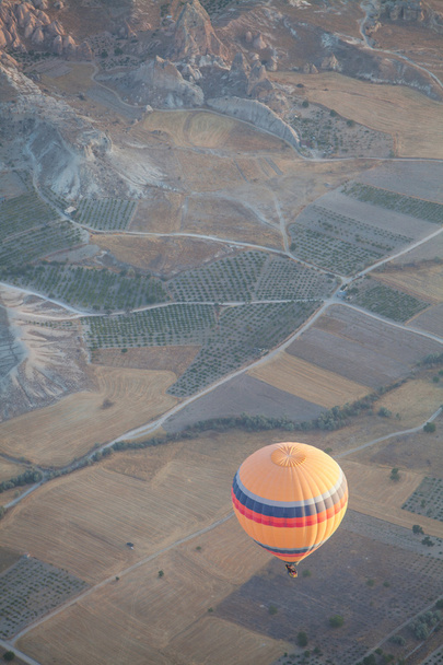 αερόστατο ζεστού αέρα στην Καππαδοκία - Φωτογραφία, εικόνα
