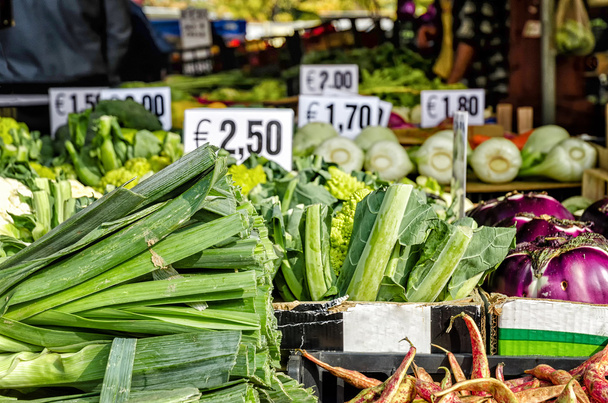Az utcai piac zöldségek - Fotó, kép