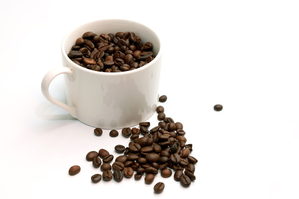 コーヒー豆とコーヒー カップ - 写真・画像