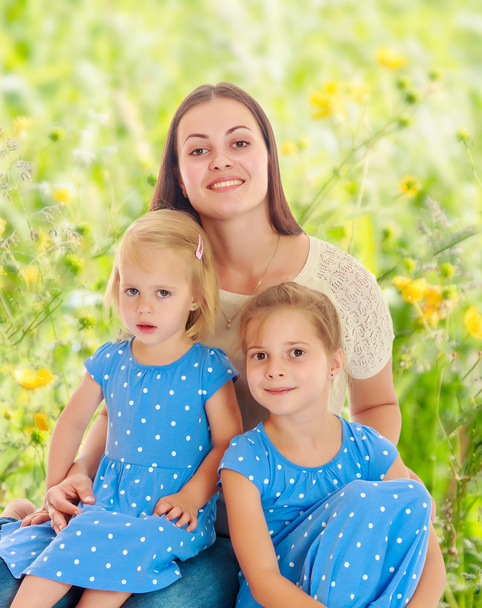 Mother with two daughters. - Foto, Bild