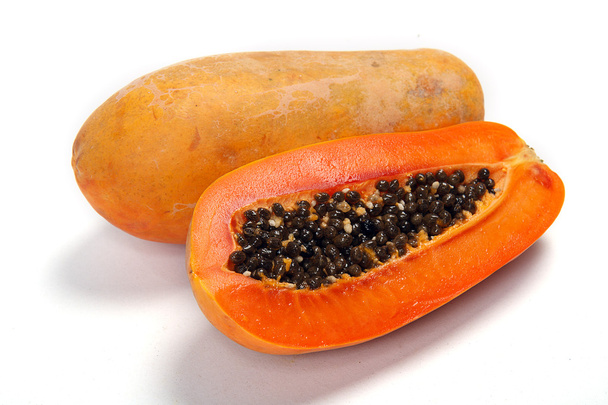 Papaia tagliata che mostra i semi all'interno
 - Foto, immagini