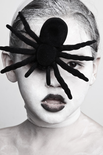 Portrait of girl with spider, - Photo, Image