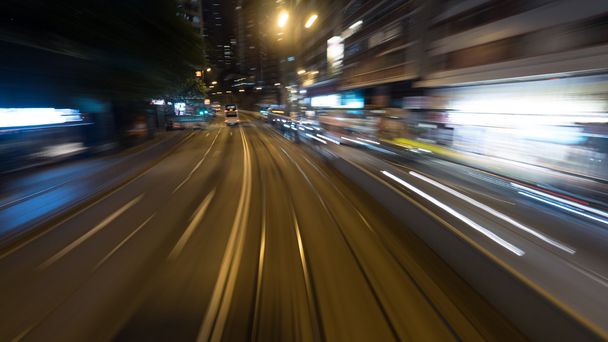 Blick auf die Nacht hong kong aus fahrenden Doppelstock-Tram - Foto, Bild