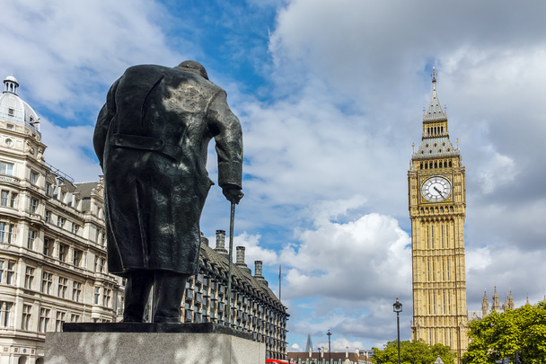 Monument of Winston Churchill and Big Ben, London, England - Φωτογραφία, εικόνα