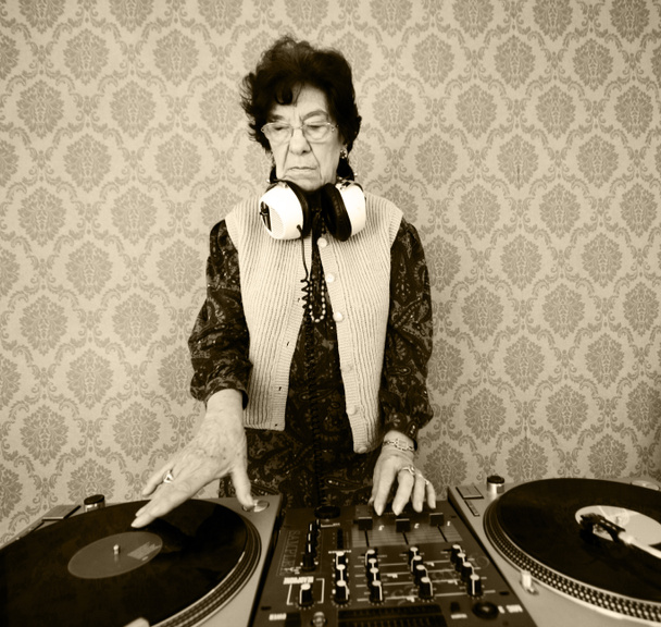 Senior-DJ - Foto, Bild