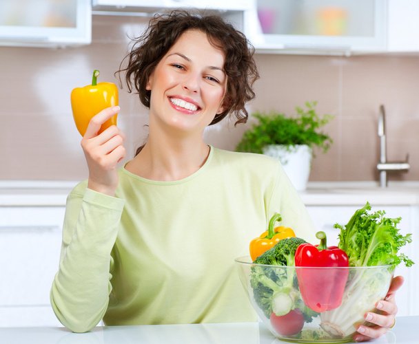 Beautiful Young Woman with healthy food - Foto, imagen