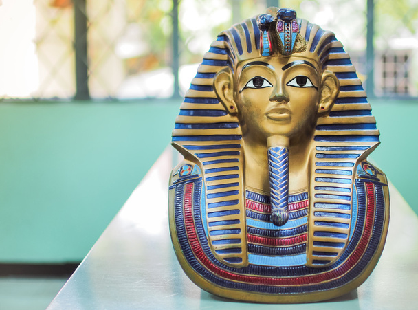 Statues du roi pharaon
 - Photo, image