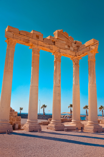ruinerna av templet Apollo i side  - Fotografie, Obrázek