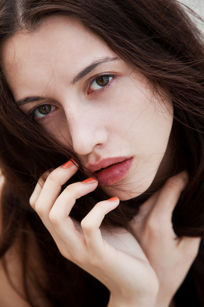 woman with a deep piercing eyes - Valokuva, kuva