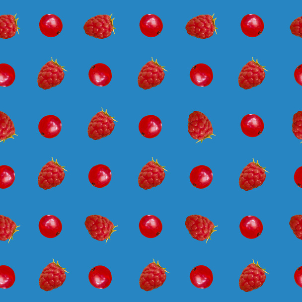 Seamless pattern with isolated berry - Фото, зображення