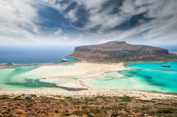 ギリシャ、クレタ島にある浴槽のラグーン.  - 写真・画像