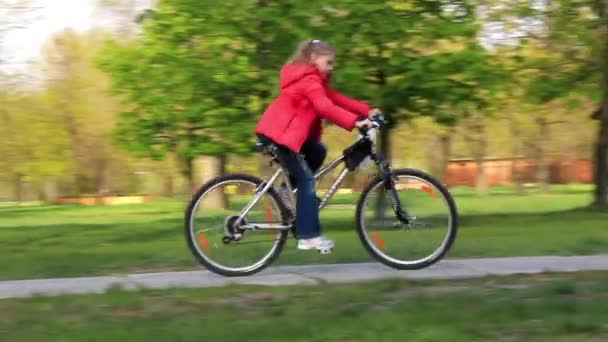 Kis kerékpárosok - Felvétel, videó