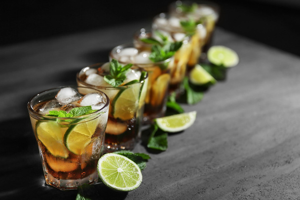 Glasses of cocktail with ice - Zdjęcie, obraz