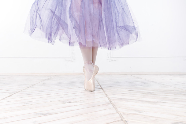 Close-up Legs Of Young Ballerina - 写真・画像