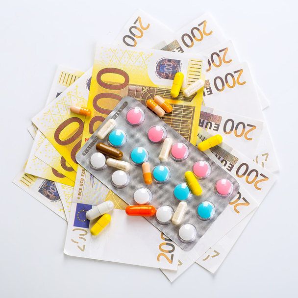 Variety of medicines and drugs - Foto, afbeelding