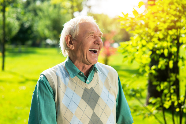 Senior man laughing. - 写真・画像