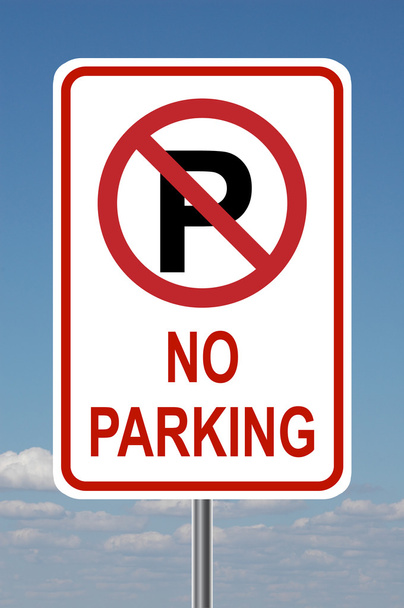 No hay señales de tráfico de estacionamiento con cielo
 - Foto, Imagen