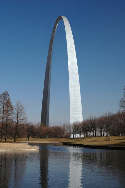 Saint Louis арки з Blu небо - Фото, зображення