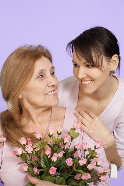 Happy Caucasian adult daughter with her mother - Foto, immagini