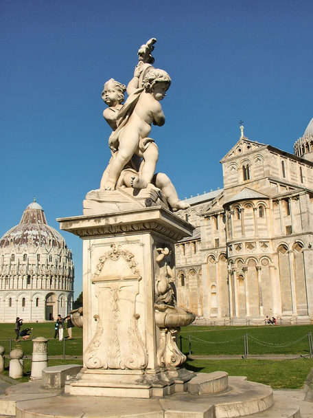  Sculpture of angels in the square of miracles in Pisa - Zdjęcie, obraz