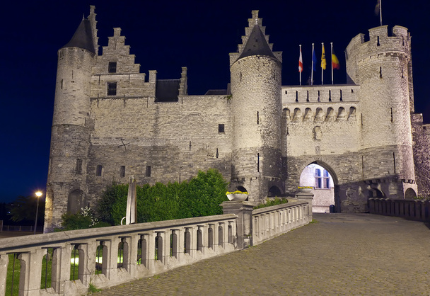 Castillo medieval Het Steen (1200-1225), ahora museo del mar, Amberes, Bélgica
 - Foto, Imagen
