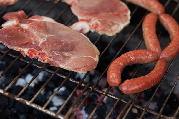 Meat cooked on Barbecue - 写真・画像