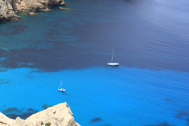 Oceano azul na ilha de Maiorca
 - Foto, Imagem