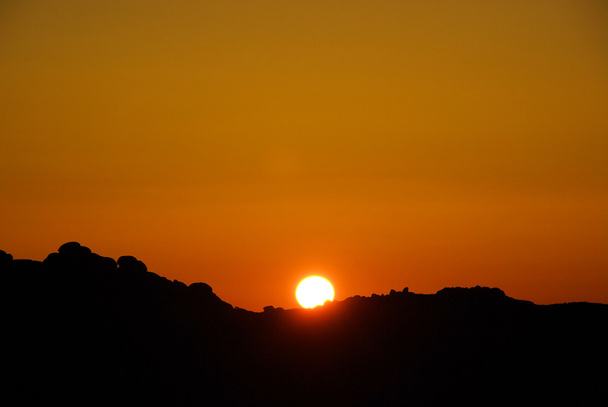 Восход солнца в горах 09
 - Фото, изображение