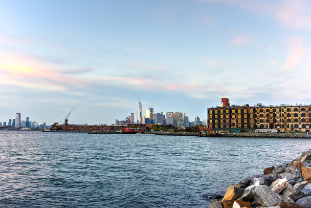 Manhattan Skyline de Red Hook
 - Foto, Imagen