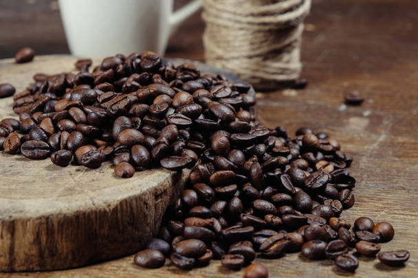 Coffee Bean on wood background with filter effect retro vintage - Photo, Image