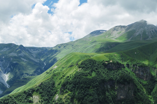 georgia mountain nature landscape beautiful summer Kazbegi - Foto, afbeelding