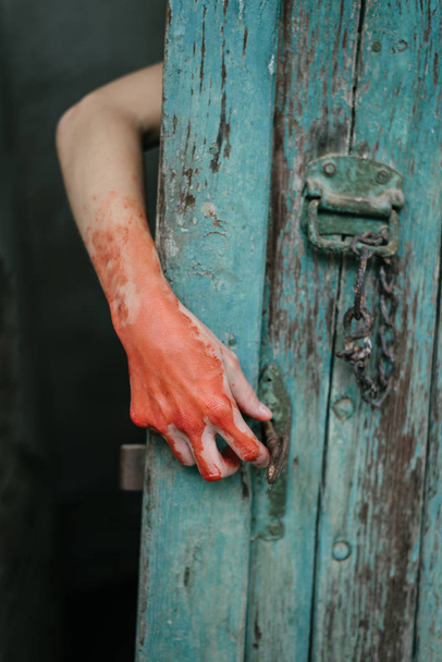  blood covered hand  - Photo, Image