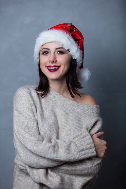 woman in christmas hat  - Фото, зображення