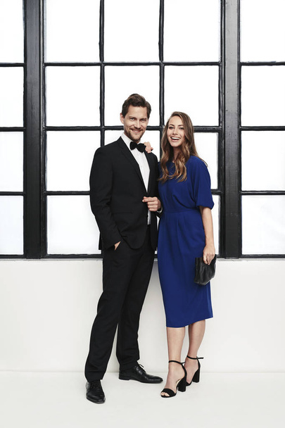 Glamorous couple in formal clothing - Foto, afbeelding