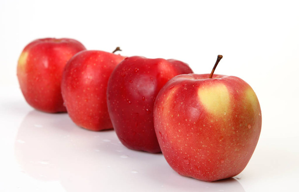 Ripe apples on a white background - Foto, immagini