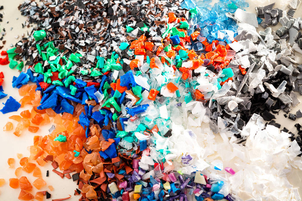 Polímeros de rebarbagem diferentes
  - Foto, Imagem